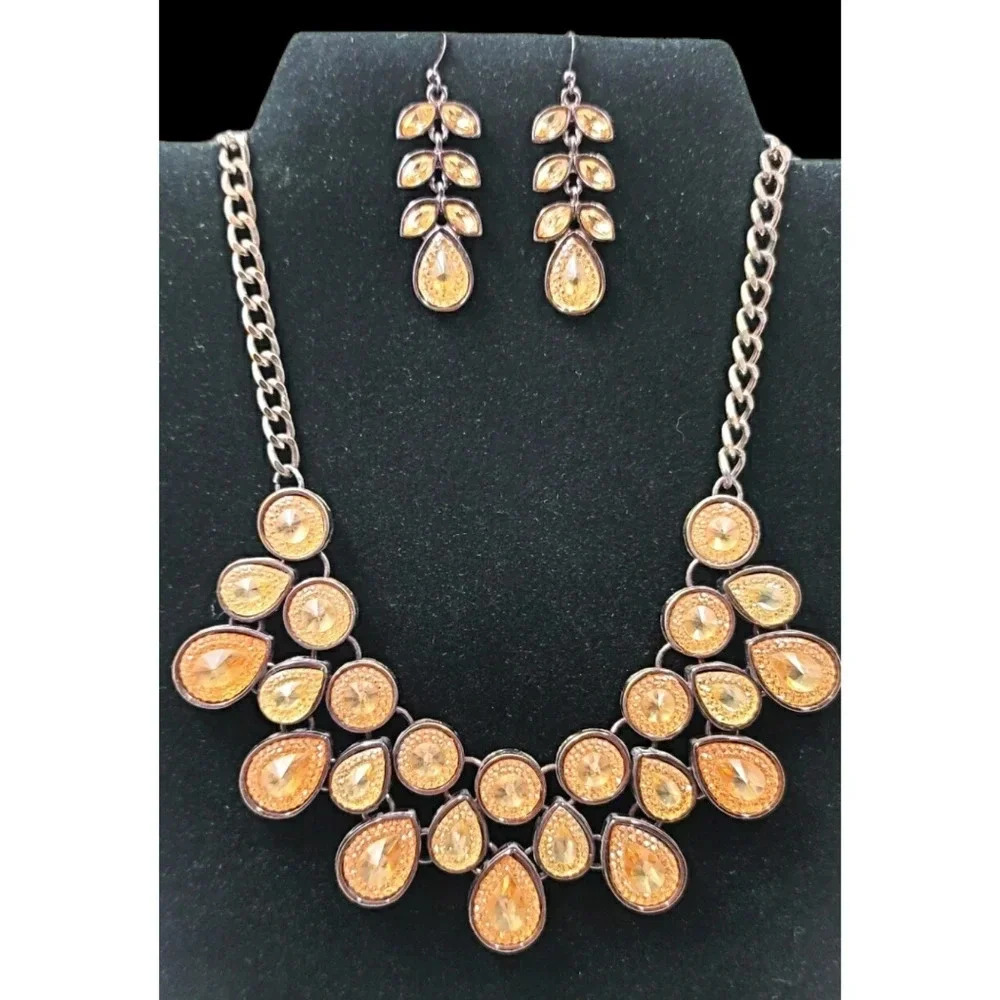 Peach Colored Sparkling Statement Necklace Set with Earrings